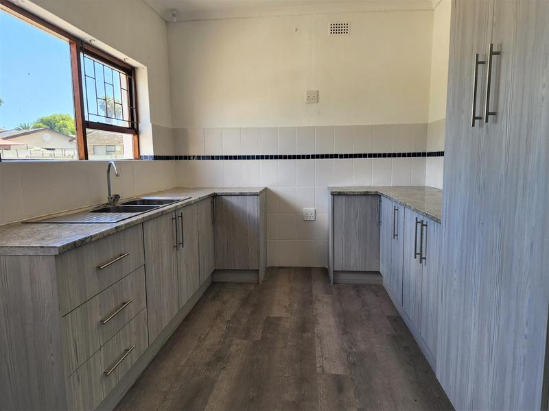 3 Bedroom Property for Sale in Zoo Park Western Cape